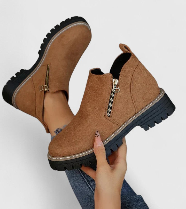 Tessa | Pohodový svetr s línou kočkou 