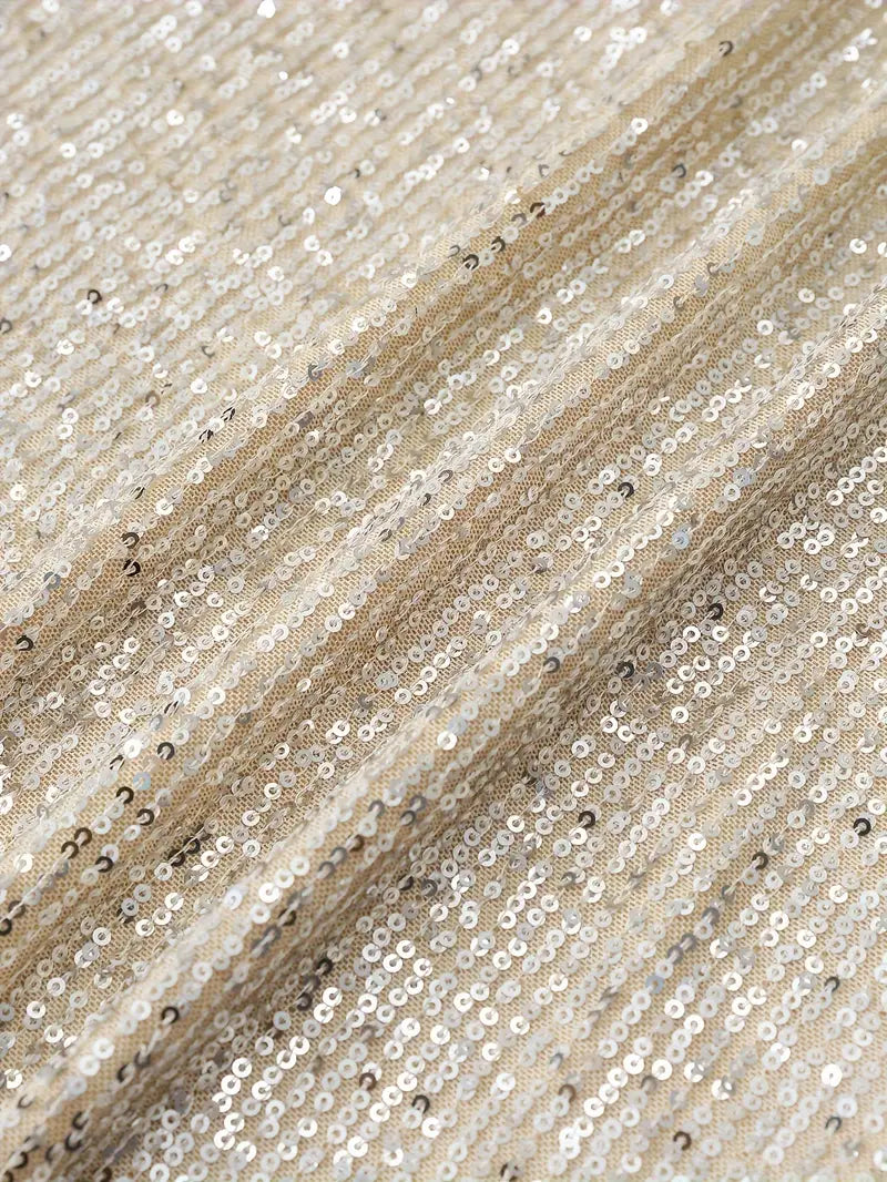 Plesové šaty s flitry a kontrastem 