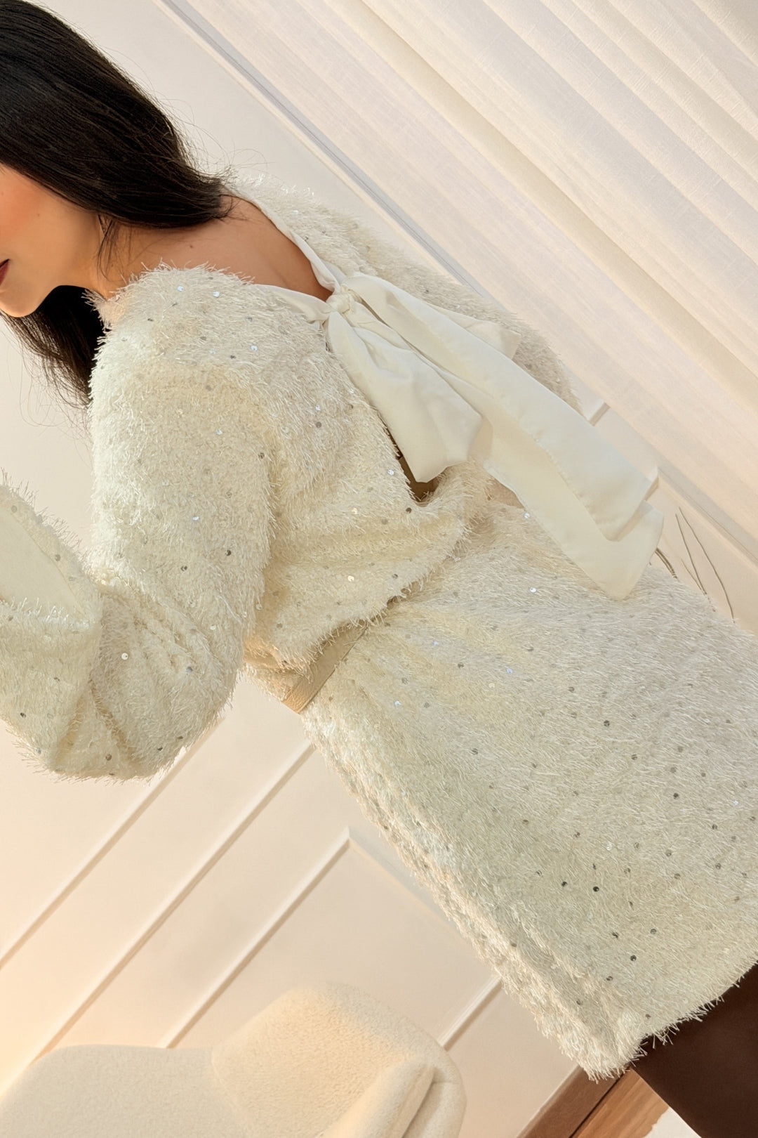 Elegantní Šaty s Mašlí – Luxus, který podtrhuje vaši ženskost