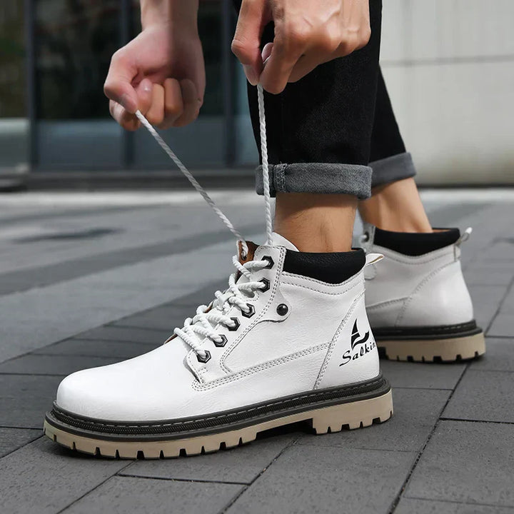 ETHAN – ODOLNÉ TURISTICKÉ BOTY 