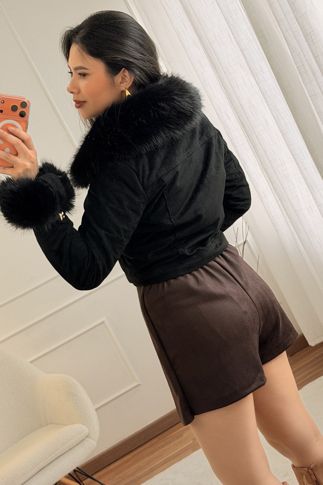 Krátký semišový kabát s odnímatelným chlupem FLAMMODE