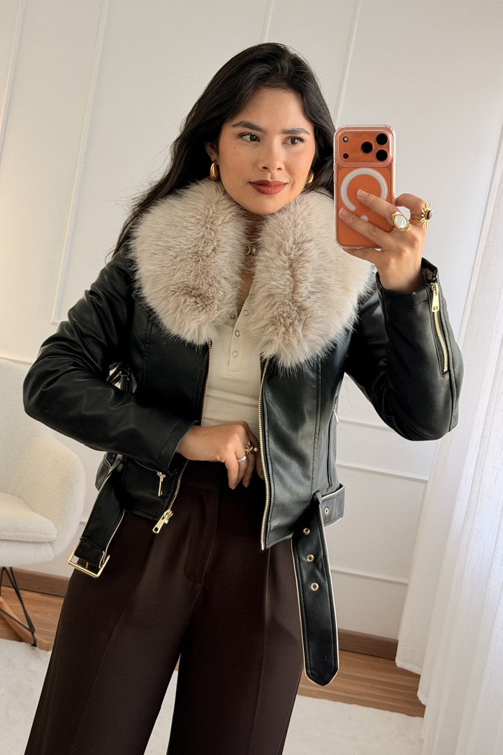 Krátký kabát z umělé kůže s páskem FLAMMODE