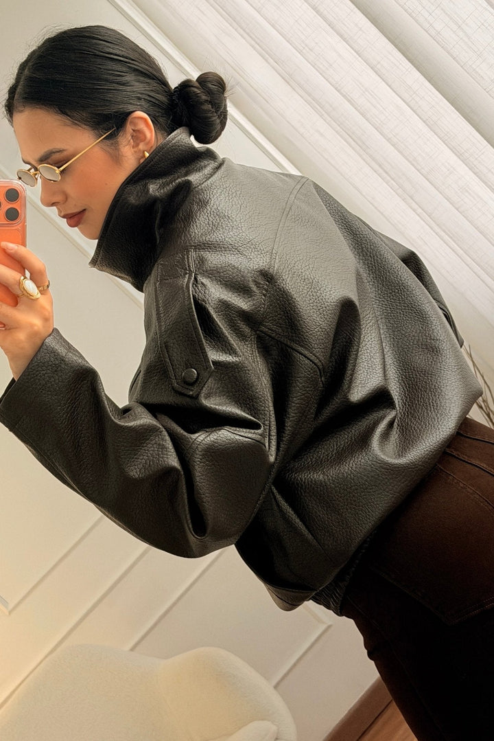 Krátký kabát z napa s vysokým límcem