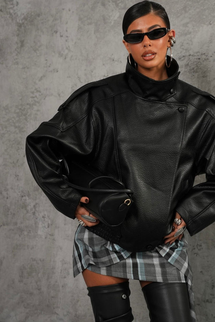 Krátký kabát z napa s vysokým límcem