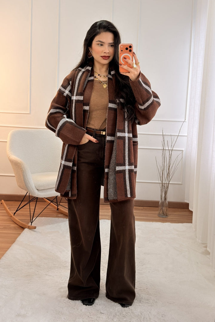 Kostkovaný kabát s šalou